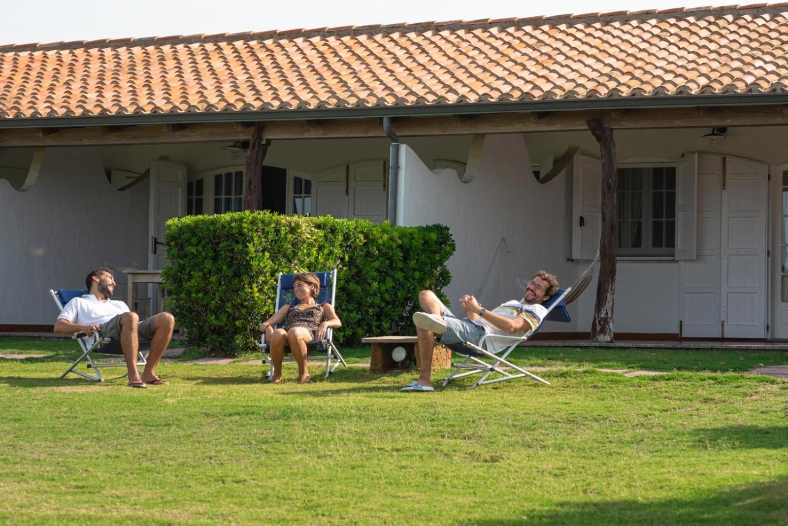 Residence Isola Dei Mori SantʼAntìoco Eksteriør bilde