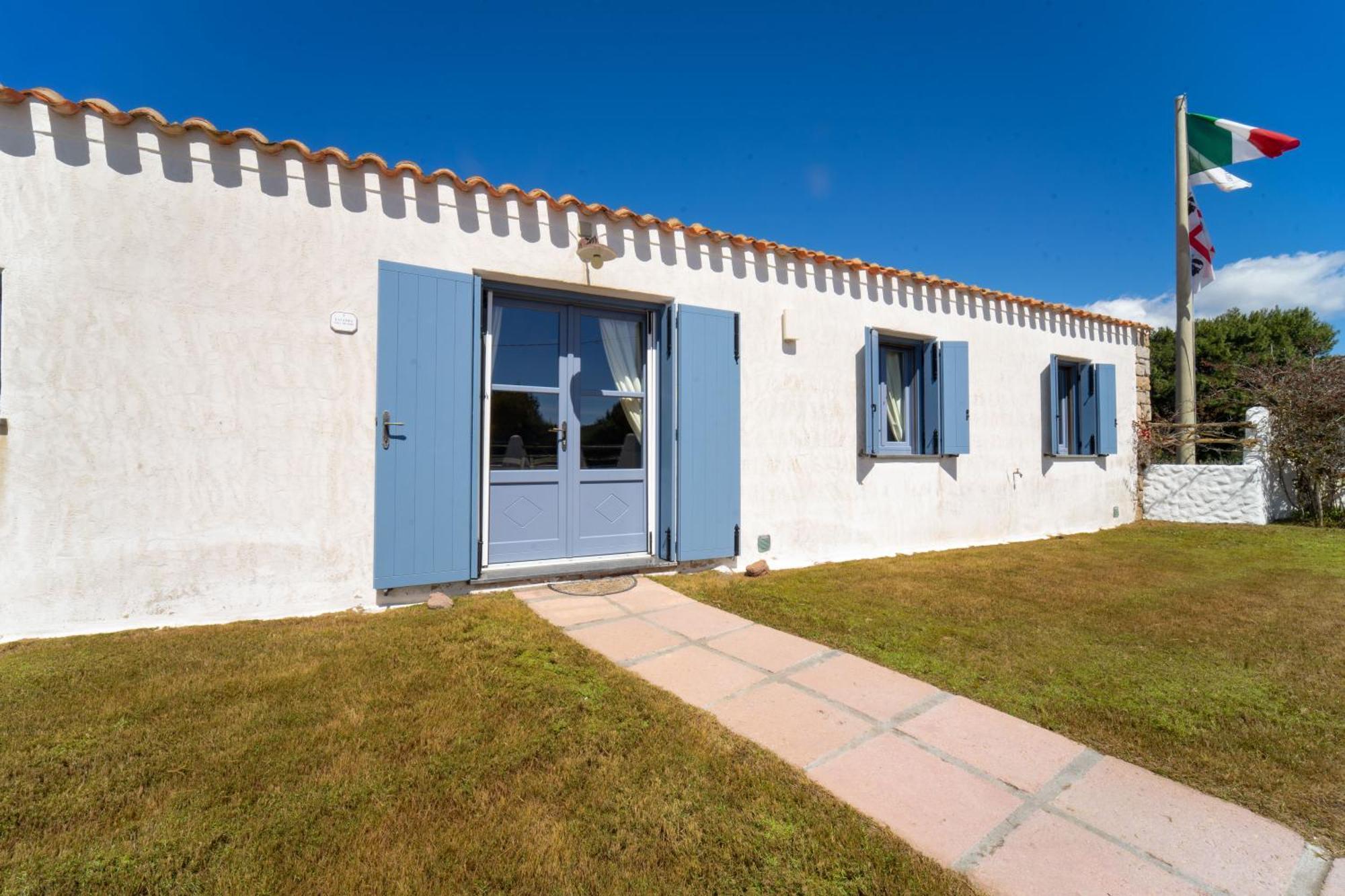 Residence Isola Dei Mori SantʼAntìoco Eksteriør bilde