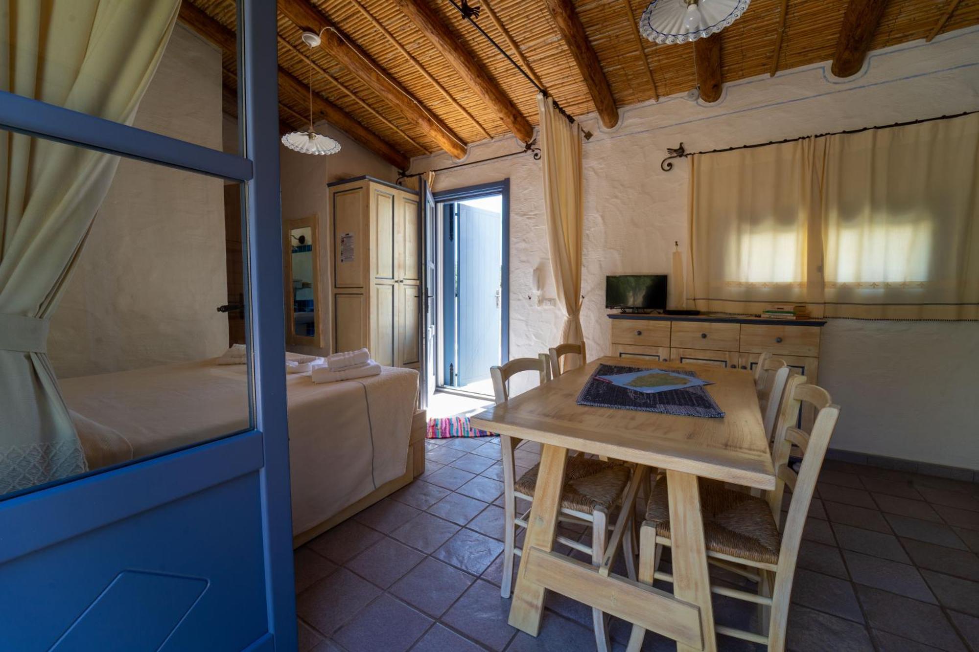 Residence Isola Dei Mori SantʼAntìoco Eksteriør bilde